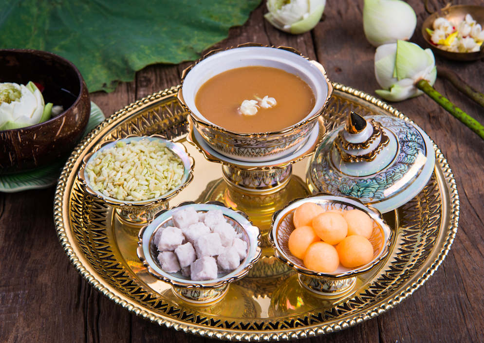 Screen Shot 2560-06-17 at 9.24.58 PM